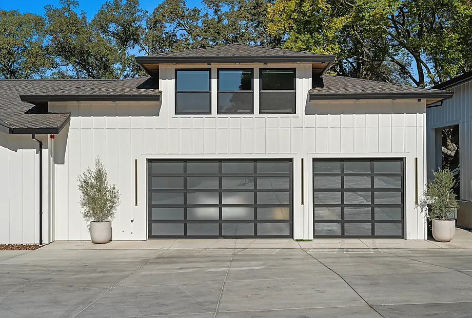 Entry glass and hardware review detail