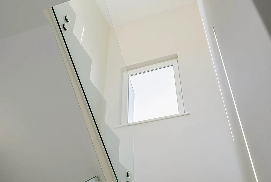 Skylight flashing and sealing review
