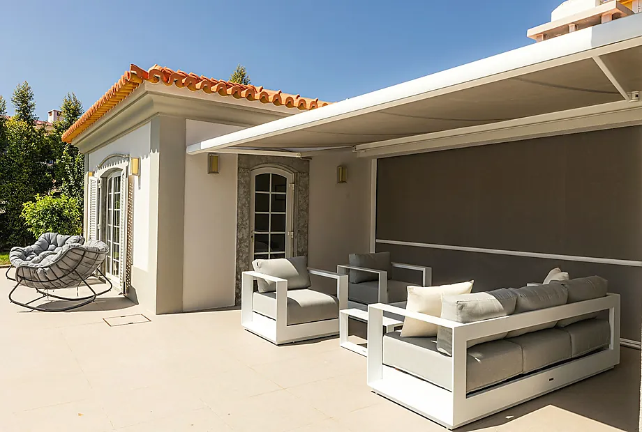 Awning control and wind review