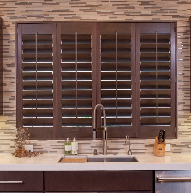 Interior plantation shutters